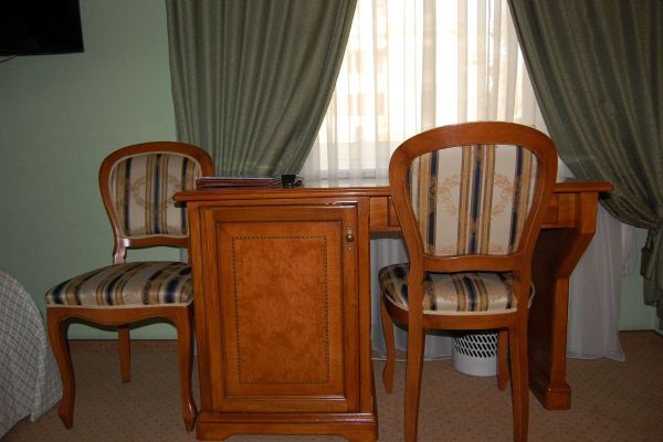 Hotel Academy (Dnepropetrovsk)